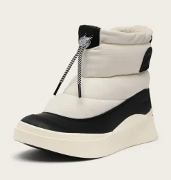 OUT N ABOUT™ IV Puffy Women's Waterproof Boot