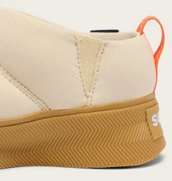 YOUTH OUT N ABOUT™ IV MINI PUFFY WP